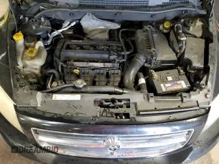 2008 Dodge Caliber SXT z VIN 1B3HB48B48D536773, wystawiony jako Copart lot #58044175 z przebiegiem 152 621 mil mil oraz Szkoda całkowita • Salvage title. Historia ofert i sprzedaży dostępna na DreamBid. Obrazek 11.