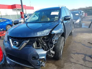 2015 Nissan Rogue S with VIN 5N1AT2MV3FC805183, listed as a IAAI auction lot 41211270 with 129,971 mi miles. Bid and sale history available at carsss.com. Image 13.