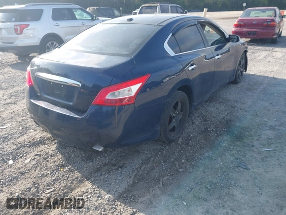 2013 Nissan Maxima S z VIN 1N4AA5AP9DC817424, wystawiony jako IAAI lot #42482208 z przebiegiem 196 227 mil mil oraz . Historia ofert i sprzedaży dostępna na DreamBid. Obrazek 4.