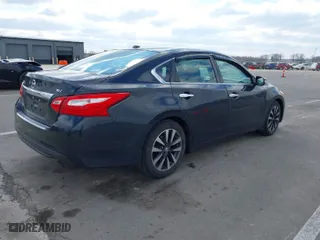 2016 Nissan Altima 2.5 S with VIN 1N4AL3AP8GC280886, listed as a IAAI auction lot 42027108 with 119,687 mi miles. Bid and sale history available at carsss.com. Image 4.