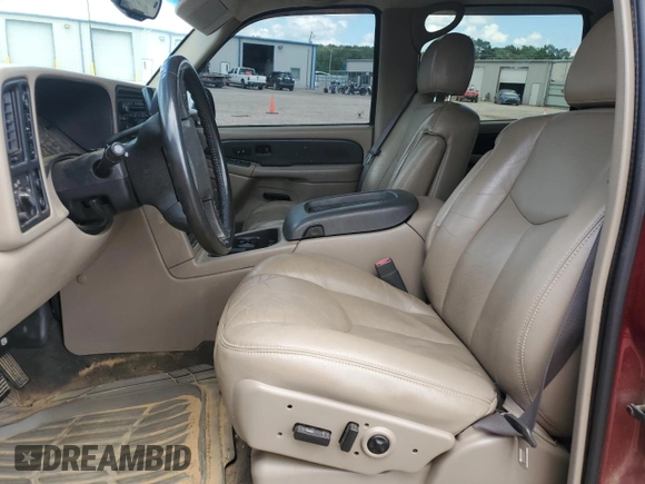 2004 Chevrolet Avalanche z VIN 3GNEK12T34G165255, wystawiony jako Copart lot #55272085 z przebiegiem Nie podano mil oraz Szkoda całkowita • Salvage title. Historia ofert i sprzedaży dostępna na DreamBid. Obrazek 7.