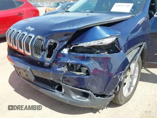 2015 Jeep Cherokee Limited with VIN 1C4PJMDS5FW649720, listed as a IAAI auction lot 42046740 with 158,147 mi miles. Bid and sale history available at carsss.com. Image 6.