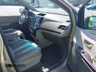 2012 Toyota Sienna LE AAS с VIN 5TDKK3DC0CS239963, выставлен на аукционе IAAI как лот 42550710 с пробегом 192 712 миль миль и . История ставок и продаж доступна на DreamBid. Изображение 5.