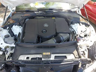 2022 Mercedes-Benz C 300 with VIN W1KAF4HB0NR043102, listed as a IAAI auction lot 42002594 with 31,612 mi miles and . Bid and sale history available at DreamBid. Image 10.