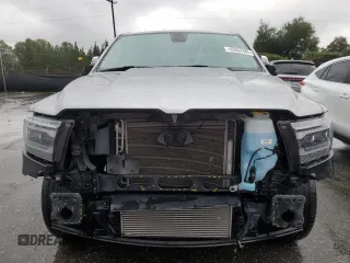 2020 Ram 1500 Laramie with VIN 1C6SRFJM7LN355667, listed as a Copart auction lot 45062385 with 121,512 mi miles and Salvage title. Bid and sale history available at DreamBid. Image 5.