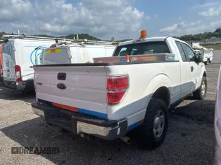 2013 Ford F-150 XL z VIN 1FTEX1EM7DKF27157, wystawiony jako IAAI lot #42786348 z przebiegiem 157 918 mil mil oraz . Historia ofert i sprzedaży dostępna na DreamBid. Obrazek 3.