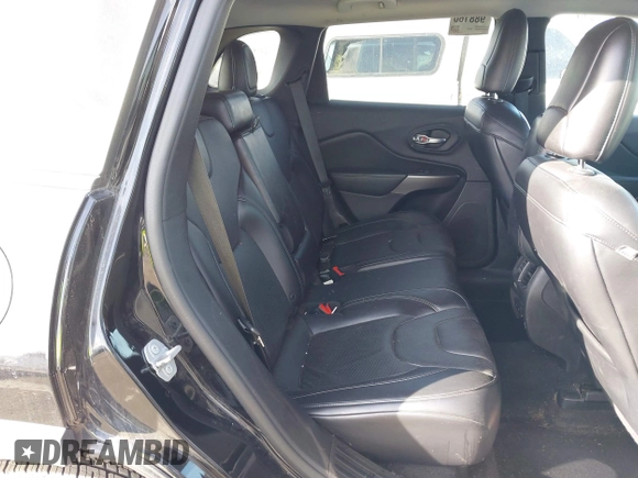 2019 Jeep Cherokee Limited with VIN 1C4PJLDB1KD455802, listed as a IAAI auction lot 40872153 with 82,986 mi miles and . Bid and sale history available at DreamBid. Image 8.