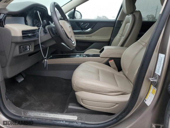 2020 Lincoln Corsair Standard with VIN 5LMCJ1C90LUL16286, listed as a Copart auction lot 42032235 with 26,165 mi miles and Salvage Title. Bid and sale history available at carsss.com. Image 7.