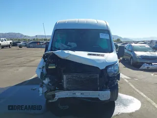 2018 Ford Transit with VIN 1FTYE1CMXJKB41091, listed as a IAAI auction lot 40874065 with 94,246 mi miles and . Bid and sale history available at DreamBid. Image 12.