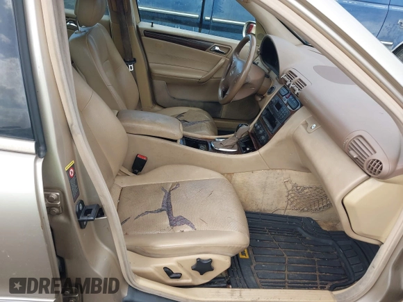 2003 Mercedes-Benz C 240 с VIN WDBRF61J43A446598, выставлен на аукционе IAAI как лот 41925959 с пробегом Не указан миль и . История ставок и продаж доступна на DreamBid. Изображение 5.