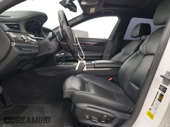 2015 BMW 7 Series 740Li with VIN WBAYE4C52FD947008, listed as a Copart auction lot 45206035 with 123,551 mi miles and Salvage Title. Bid and sale history available at DreamBid. Image 7.