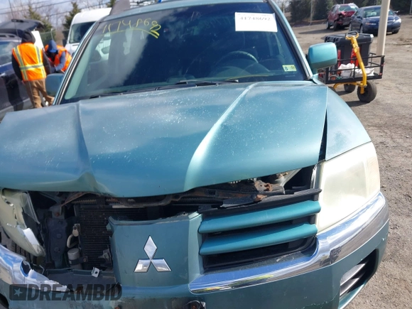 2004 Mitsubishi Endeavor XLS with VIN 4A4MN31S74E052294, listed as a IAAI auction lot 41748692 with 304,389 mi miles and . Bid and sale history available at DreamBid. Image 12.