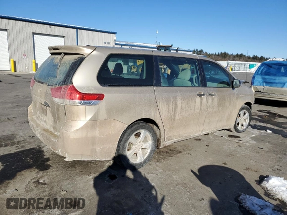 2014 Toyota Sienna L with VIN 5TDZK3DC7ES524046, listed as a Copart auction lot 44012975 with 0 mi miles and Salvage Title. Bid and sale history available at carsss.com. Image 3.