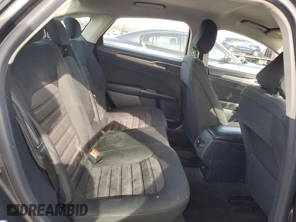 2020 Ford Fusion SE with VIN 3FA6P0H70LR241042, listed as a Copart auction lot 43900525 with 113,974 mi miles and Clean Title. Bid and sale history available at carsss.com. Image 10.
