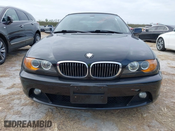 2004 BMW 3 Series 325Ci with VIN WBABW33414PL25483, listed as a IAAI auction lot 40604293 with 1 mi miles. Bid and sale history available at carsss.com. Image 12.