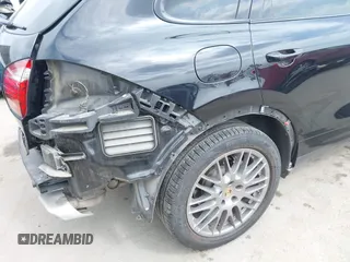 2014 Porsche Cayenne with VIN WP1AA2A29ELA97300, listed as a IAAI auction lot 42106931 with 156,129 mi miles and . Bid and sale history available at DreamBid. Image 18.