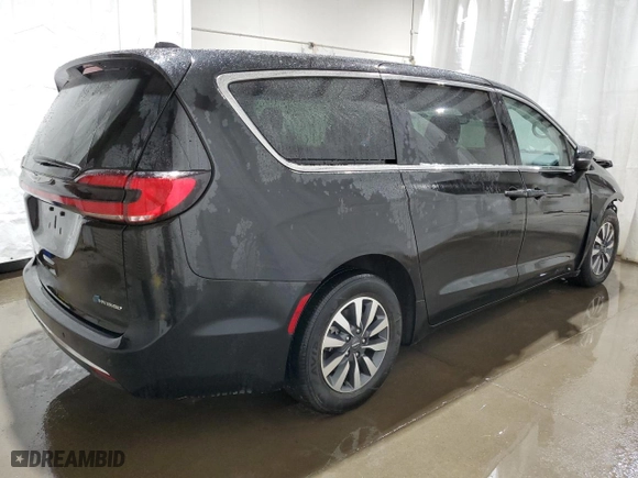 2023 Chrysler Pacifica Hybrid Touring L with VIN 2C4RC1L74PR632335, listed as a Copart auction lot 43763475 with 36,477 mi miles and Clean Title. Bid and sale history available at carsss.com. Image 3.