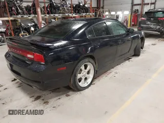 2012 Dodge Charger SXT z VIN 2C3CDXHG8CH234046, wystawiony jako IAAI lot #42315694 z przebiegiem 191 463 mil mil oraz . Historia ofert i sprzedaży dostępna na DreamBid. Obrazek 4.