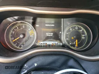 2016 Jeep Cherokee Limited with VIN 1C4PJMDB0GW366630, listed as a Copart auction lot 57622875 with 219,132 mi miles and Salvage title. Bid and sale history available at DreamBid. Image 9.