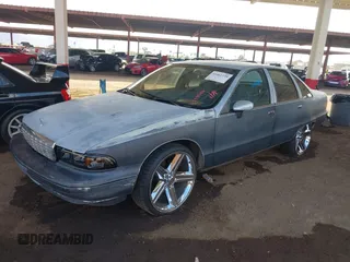 1992 Chevrolet Caprice with VIN 1G1BL53E1NR119546, listed as a IAAI auction lot 41461158 with 140,234 mi miles and . Bid and sale history available at DreamBid. Image 2.