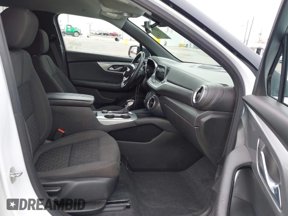 2020 Chevrolet Blazer LT with VIN 3GNKBCR48LS659930, listed as a IAAI auction lot 42500308 with 40,287 mi miles and . Bid and sale history available at DreamBid. Image 5.