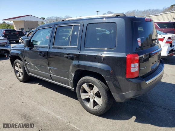 2016 Jeep Patriot Latitude with VIN 1C4NJRFB7GD725775, listed as a Copart auction lot 51952525 with 197,121 mi miles and Salvage Title. Bid and sale history available at carsss.com. Image 2.