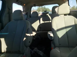 2011 Toyota Sienna with VIN 5TDZK3DC4BS052092, listed as a Copart auction lot 81374114 with 268,590 mi miles and Clean Title. Bid and sale history available at carsss.com. Image 10.