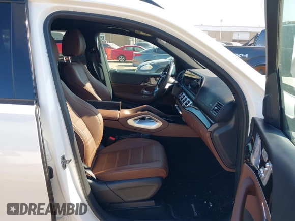 2024 Mercedes-Benz GLS 450 z VIN 4JGFF5KE7RB112158, wystawiony jako IAAI lot #42230959 z przebiegiem 52 515 mil mil oraz . Historia ofert i sprzedaży dostępna na DreamBid. Obrazek 5.