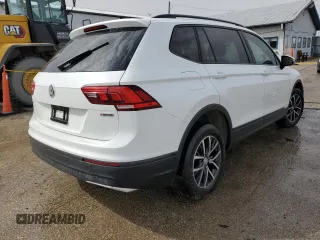 2021 Volkswagen Tiguan S z VIN 3VV0B7AX3MM013859, wystawiony jako Copart lot #51745945 z przebiegiem 100 240 mil mil oraz Szkoda całkowita • Salvage title. Historia ofert i sprzedaży dostępna na DreamBid. Obrazek 3.