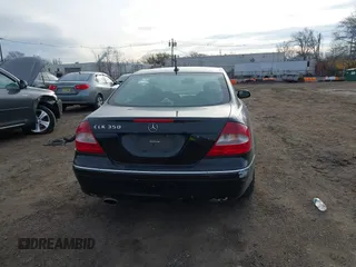 2008 Mercedes-Benz CLK 350 with VIN WDBTJ56H28F245782, listed as a IAAI auction lot 41512400 with 137,157 mi miles and . Bid and sale history available at carsss.com. Image 16.