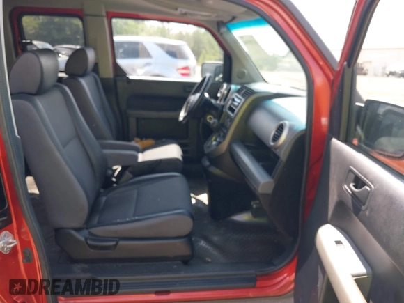 2004 Honda Element EX with VIN 5J6YH28504L032274, listed as a IAAI auction lot 42218340 with 151,210 mi miles and . Bid and sale history available at DreamBid. Image 5.