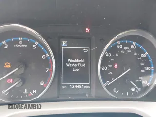 2016 Toyota RAV4 XLE с VIN 2T3RFREV2GW427622, выставлен на аукционе IAAI как лот 42415254 с пробегом 124 481 миль миль и . История ставок и продаж доступна на DreamBid. Изображение 7.