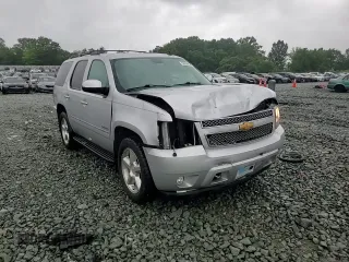 2012 Chevrolet Tahoe LTZ с VIN 1GNSKCE04CR272829, выставлен на аукционе Copart как лот 59959525 с пробегом 164 690 миль миль и Списание • Salvage title. История ставок и продаж доступна на DreamBid. Изображение 14.