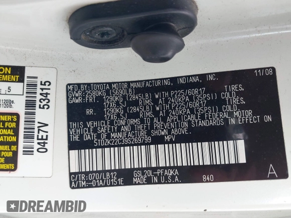2009 Toyota Sienna XLE with VIN 5TDZK22C39S269799, listed as a IAAI auction lot 42092532 with 339,646 mi miles. Bid and sale history available at carsss.com. Image 9.
