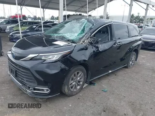2022 Toyota Sienna XLE with VIN 5TDYRKEC8NS123217, listed as a IAAI auction lot 41904442 with 73,802 mi miles. Bid and sale history available at carsss.com. Image 18.