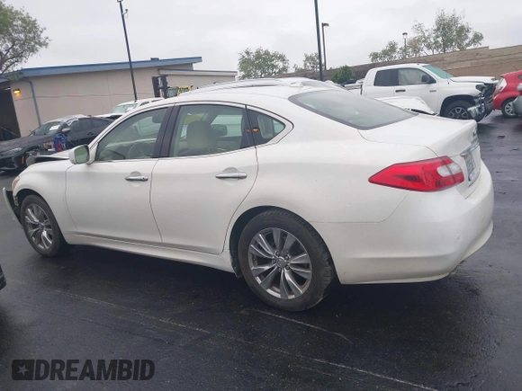 2013 Infiniti M with VIN JN1BY1AP2DM510953, listed as a IAAI auction lot 42157597 with 71,175 mi miles and . Bid and sale history available at DreamBid. Image 14.