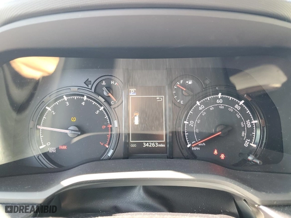 2022 Toyota 4Runner SR5 Premium with VIN JTENU5JR1N6040303, listed as a Copart auction lot 44389705 with 34,263 mi miles and Salvage Title. Bid and sale history available at carsss.com. Image 9.