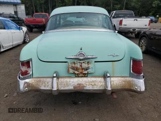 1954 Mercury Monterey z VIN 54ME85387M, wystawiony jako Copart lot #73020024 z przebiegiem 31 301 mil mil oraz Tytuł czysty. Historia ofert i sprzedaży dostępna na DreamBid. Obrazek 6.