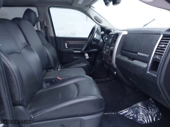 2016 Ram 2500 Laramie with VIN 3C6UR5FL9GG277670, listed as a IAAI auction lot 41265863 with 110,205 mi miles. Bid and sale history available at carsss.com. Image 5.