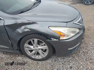2015 Nissan Altima 2.5 S with VIN 1N4AL3AP9FC199278, listed as a IAAI auction lot 42070577 with 178,830 mi miles. Bid and sale history available at carsss.com. Image 17.