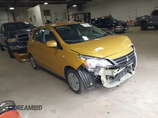 2024 Mitsubishi Mirage ES z VIN ML32AUHJ5RH032972, wystawiony jako IAAI lot #41755304 z przebiegiem 1055 mil mil oraz . Historia ofert i sprzedaży dostępna na DreamBid. Obrazek 1.