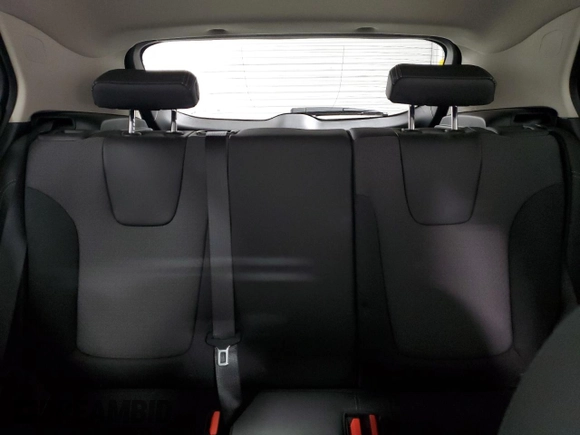 2025 Buick Encore GX Preferred with VIN KL4AMBSL5SB200174, listed as a Copart auction lot 60086405 with 2,631 mi miles and Clean title. Bid and sale history available at DreamBid. Image 10.