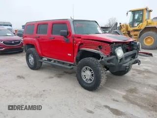 2007 Hummer H3 SUV with VIN 5GTDN13E778150501, listed as a IAAI auction lot 41435427 with 181,185 mi miles. Bid and sale history available at carsss.com. Image 1.