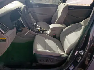 2018 Hyundai Tucson SEL with VIN KM8J3CA4XJU741759, listed as a Copart auction lot 48759825 with 82,679 mi miles and Salvage Title. Bid and sale history available at carsss.com. Image 7.