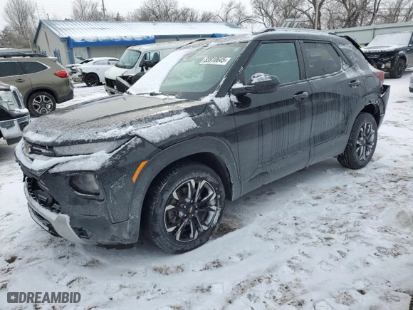 2021 Chevrolet TrailBlazer LT with VIN KL79MPS2XMB154922, listed as a Copart auction lot 88910645 with 58,063 mi miles and Salvage Title. Bid and sale history available at carsss.com. Image 1.