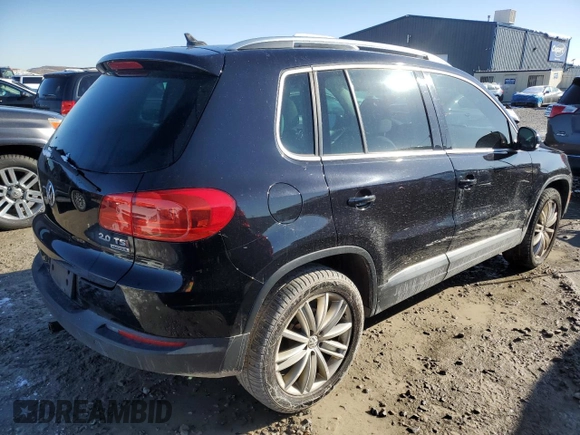 2015 Volkswagen Tiguan SE z VIN WVGBV7AX9FW516731, wystawiony jako Copart lot #49508815 z przebiegiem 172 072 mil mil oraz Szkoda całkowita • Salvage title. Historia ofert i sprzedaży dostępna na DreamBid. Obrazek 3.