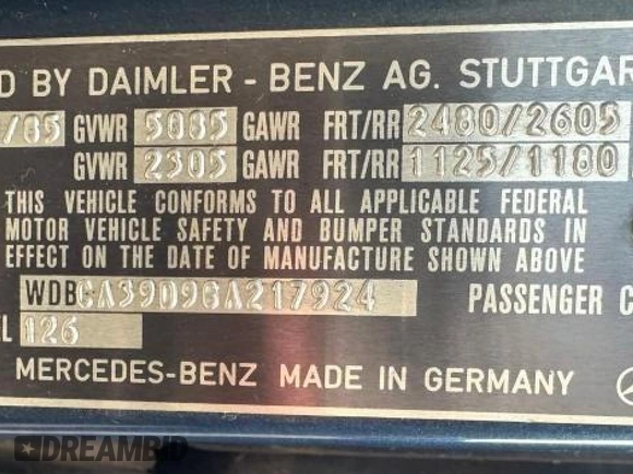 1986 Mercedes-Benz 560 with VIN WDBCA39D9GA217924, listed as a Copart auction lot 44278365 with 340,185 mi miles and Clean Title. Bid and sale history available at DreamBid. Image 10.