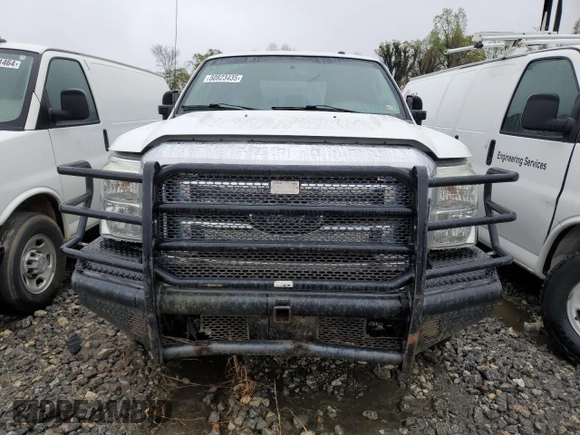 2015 Ford F-350 Platinum z VIN 1FT8W3BT6FEB33299, wystawiony jako Copart lot #50823435 z przebiegiem 147 533 mil mil oraz Szkoda całkowita • Salvage title. Historia ofert i sprzedaży dostępna na DreamBid. Obrazek 5.