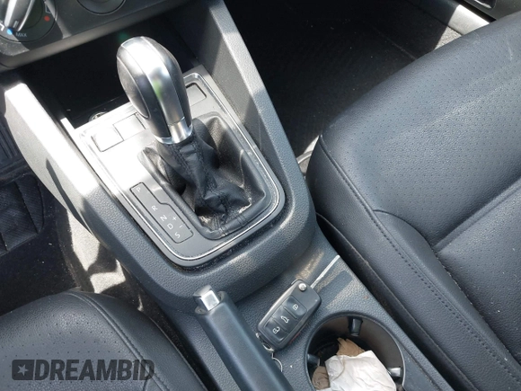 2017 Volkswagen Jetta SE with VIN 3VWDB7AJ9HM398293, listed as a IAAI auction lot 42551194 with 63,100 mi miles and . Bid and sale history available at DreamBid. Image 11.