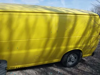 2005 Chevrolet Express Cargo with VIN 1GCHG39U151209822, listed as a IAAI auction lot 41889072 with Not provided miles and . Bid and sale history available at DreamBid. Image 14.